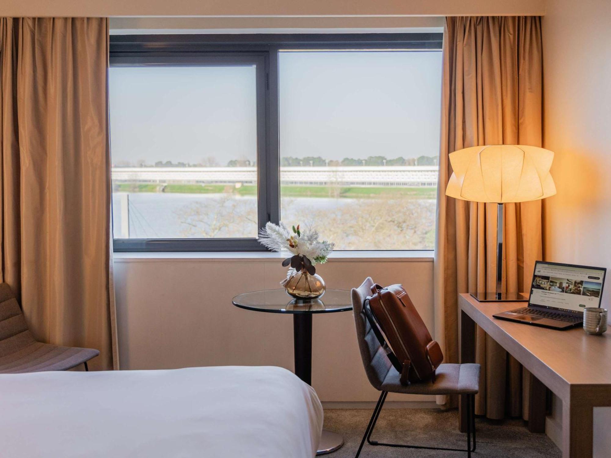 Pullman Bordeaux Lac Eksteriør billede