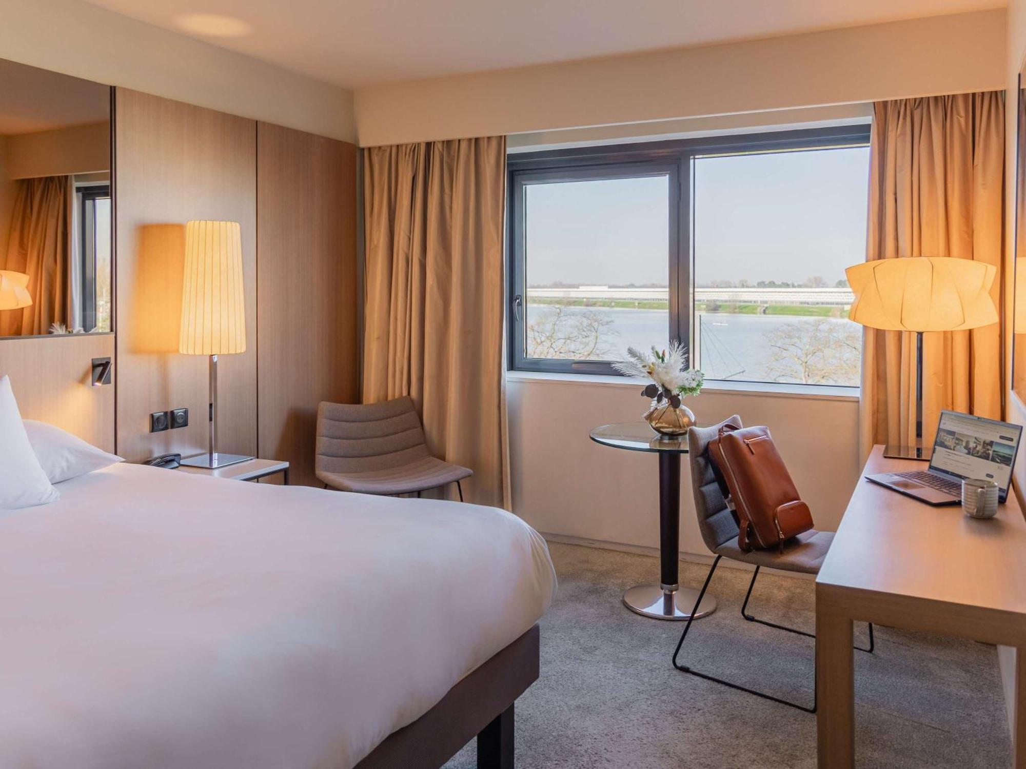 Pullman Bordeaux Lac Eksteriør billede